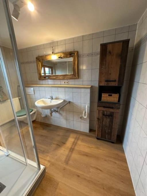Charmante Farbenfrohe Wohnung Fuer Zwei Fischbachau Luaran gambar